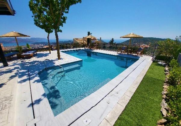 "Stergiou Luxury Apartment 2Nd Floor" Με Κοινη Πισινα Saronida المظهر الخارجي الصورة